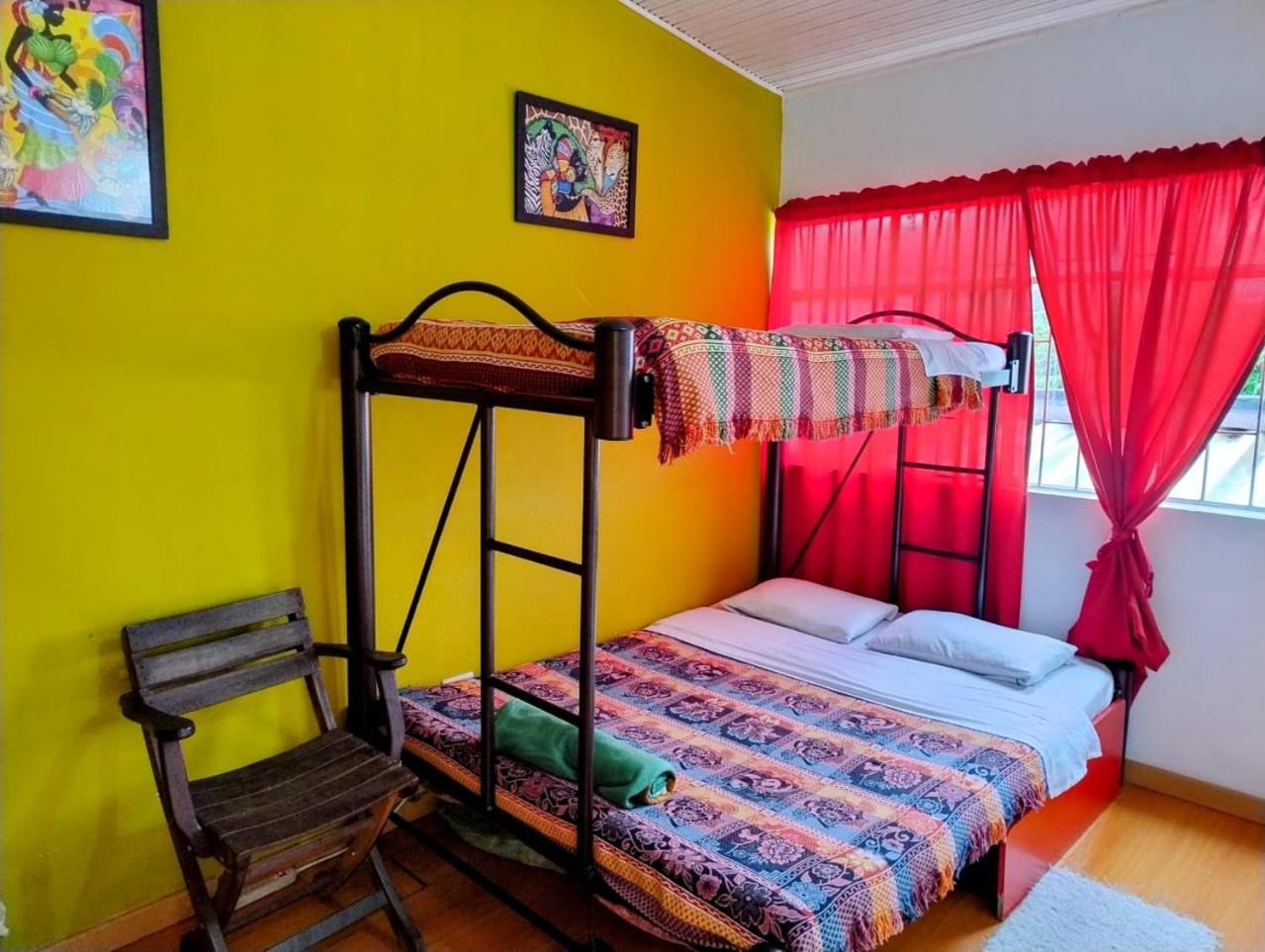 Zipa Hostel Zipaquirá エクステリア 写真