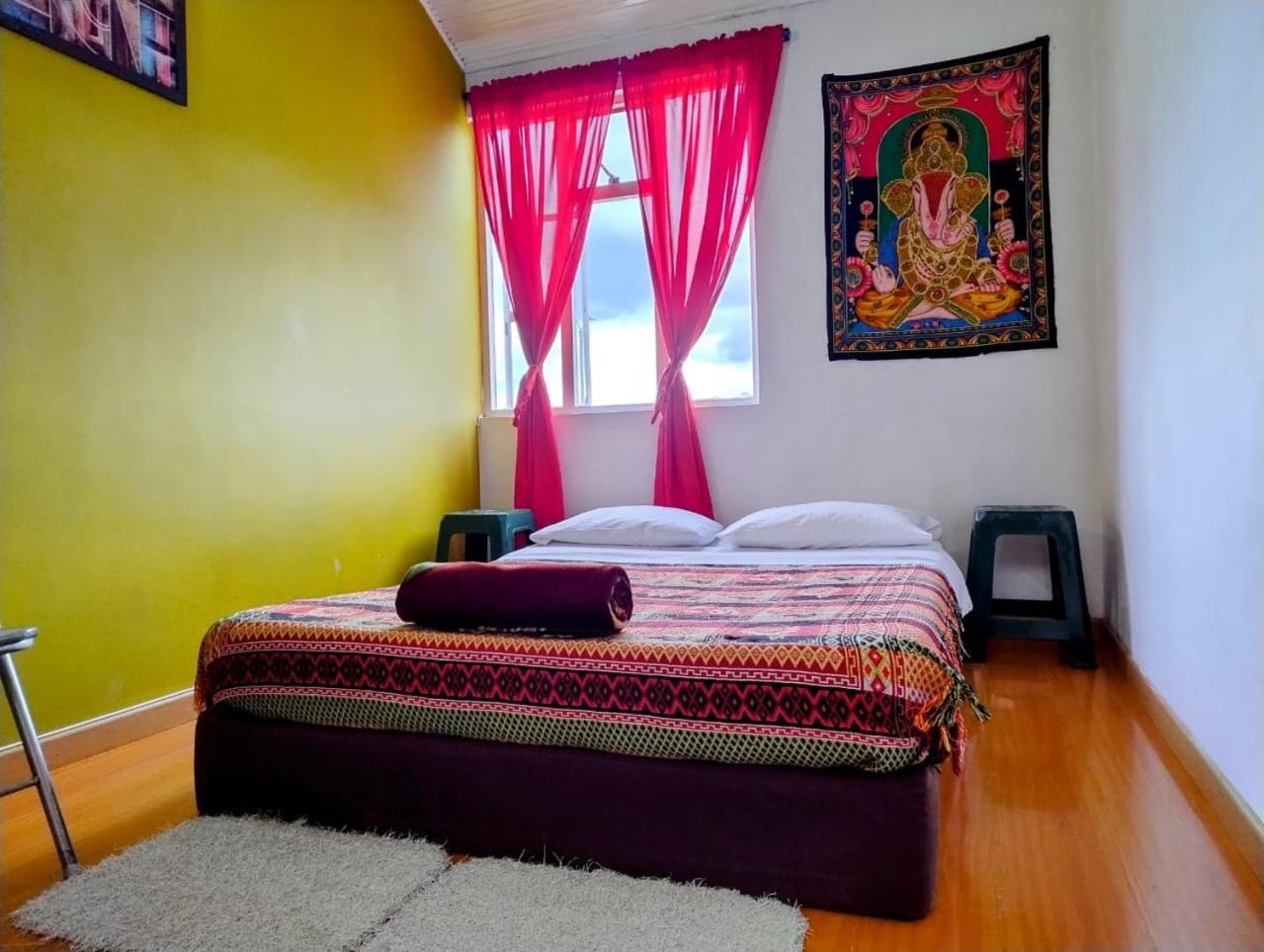 Zipa Hostel Zipaquirá エクステリア 写真